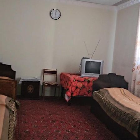 Western House Bed & Breakfast Qorowul Екстериор снимка