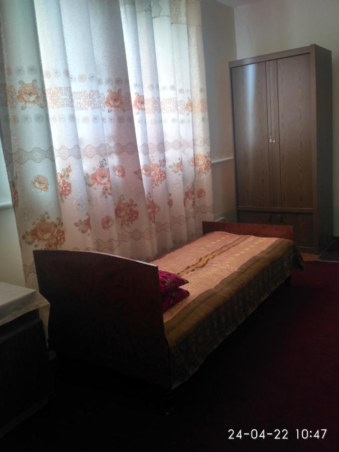 Western House Bed & Breakfast Qorowul Екстериор снимка