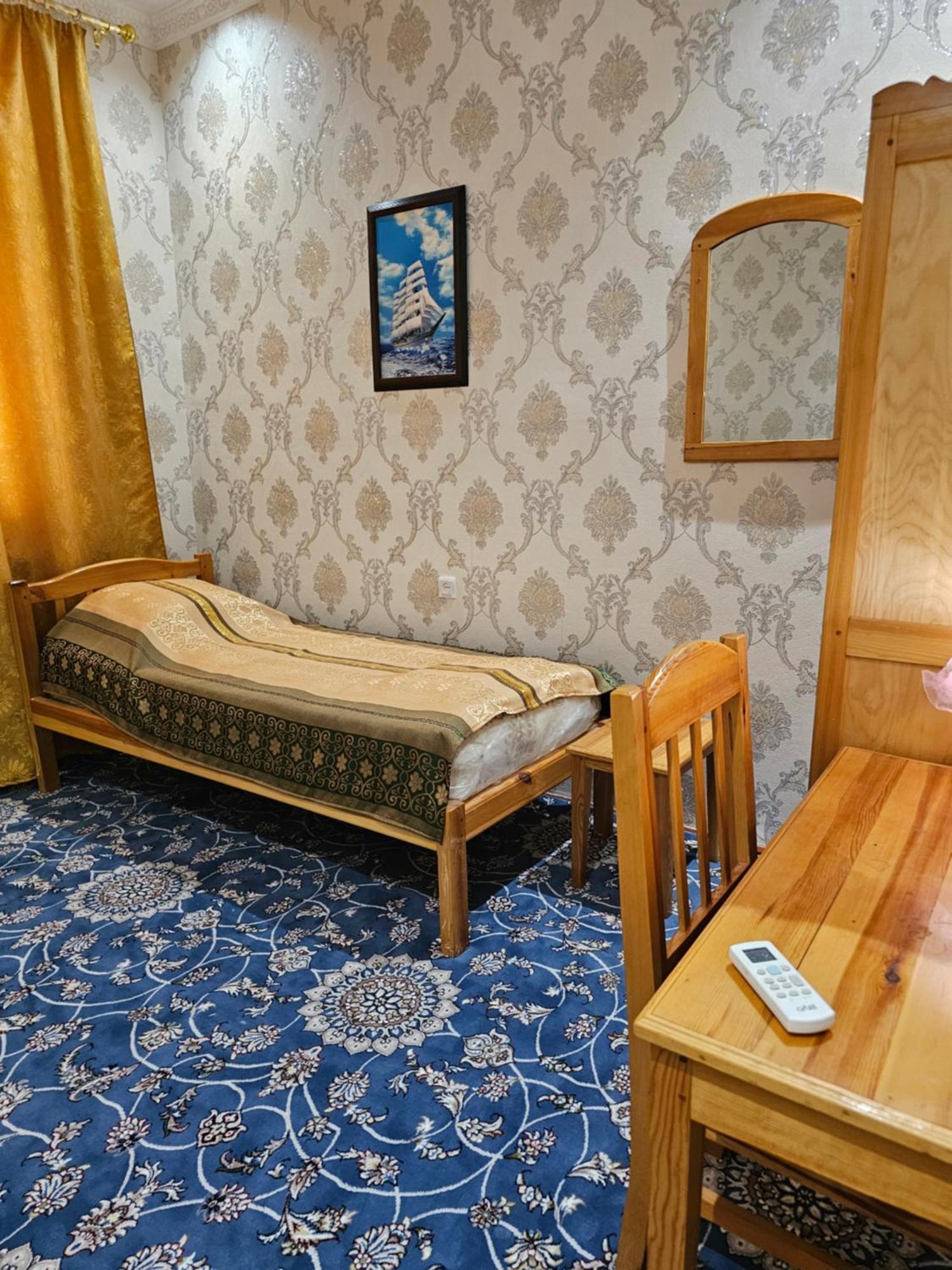 Western House Bed & Breakfast Qorowul Екстериор снимка