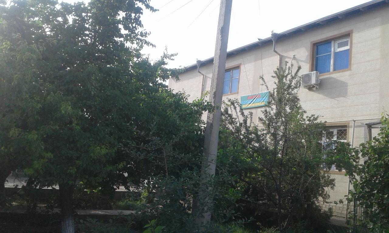 Western House Bed & Breakfast Qorowul Екстериор снимка