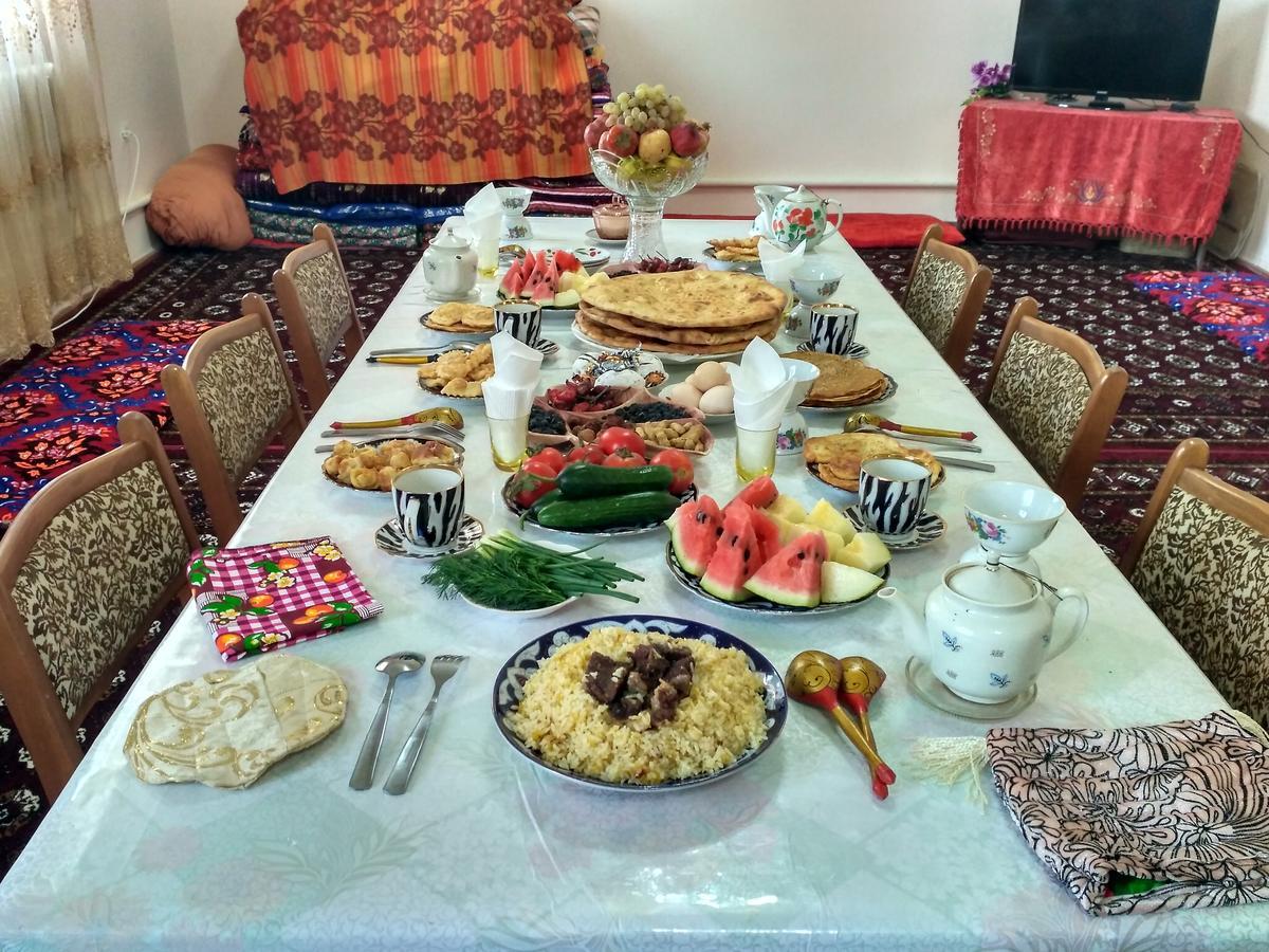 Western House Bed & Breakfast Qorowul Екстериор снимка