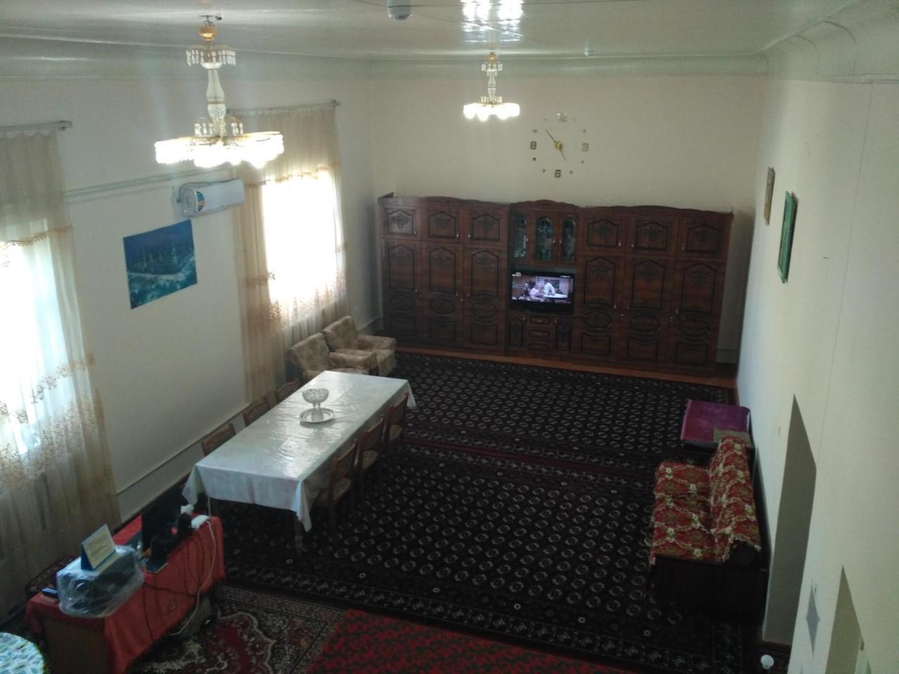 Western House Bed & Breakfast Qorowul Екстериор снимка